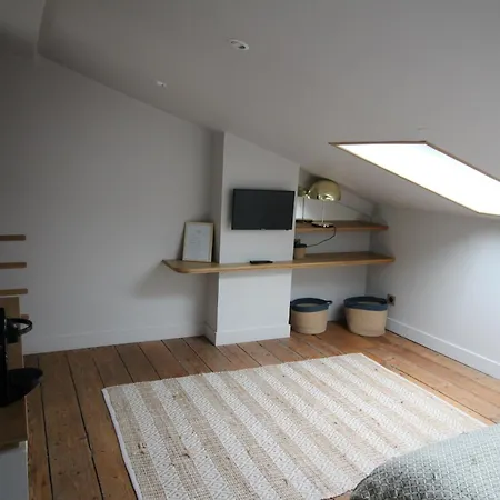 L'escapade Bordelaise - Cote Jardin Bed & Breakfast 3*